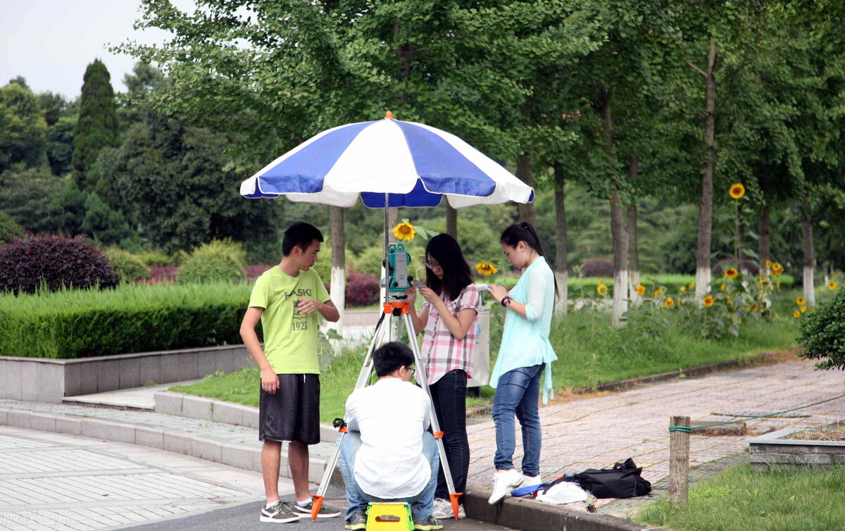 大学生暑假酒店实习报告