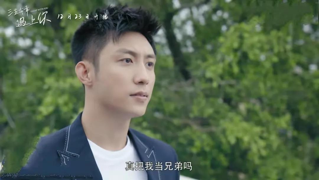 又是一年春草绿：不开心的事情，丢了吧；不如意的日子，忘了吧