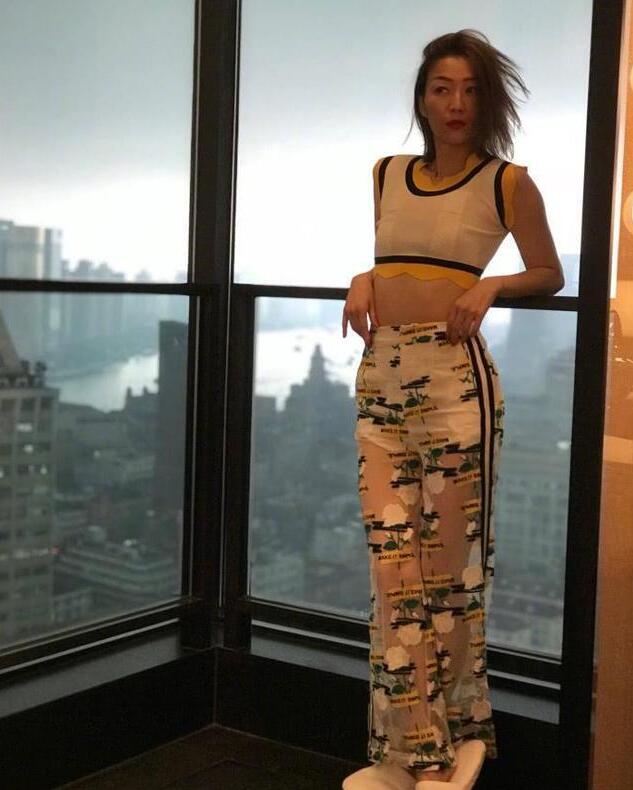 "内卷"下暴瘦的10位女星,有人瘦到22公斤,体力不支只能坐轮椅 原创202