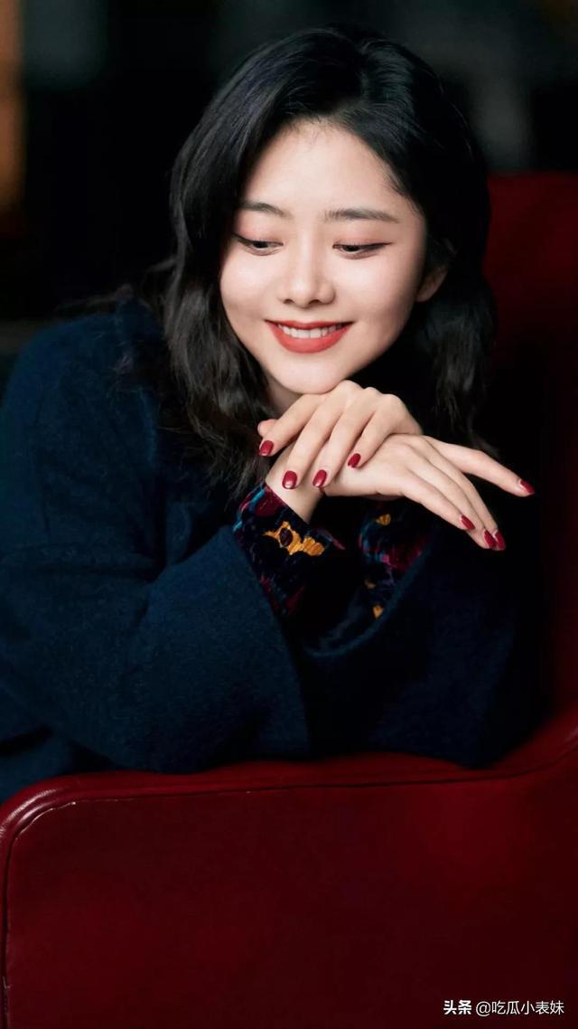 “氧气少女”谭松韵，清纯甜美温柔可人