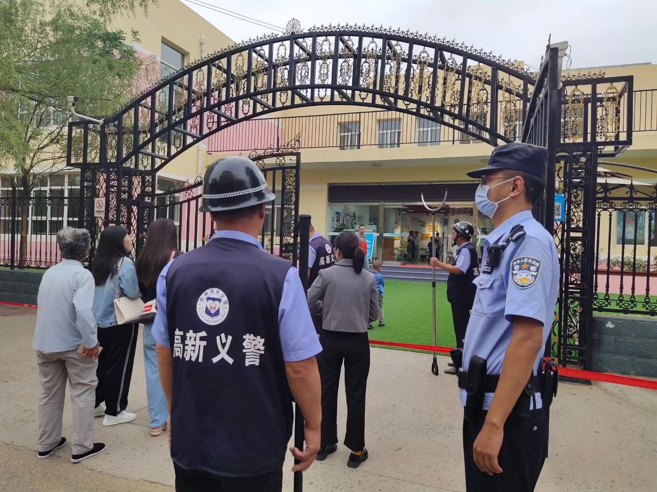 榆林公安高新分局：“四个一”打造群众家门口的社区警务室