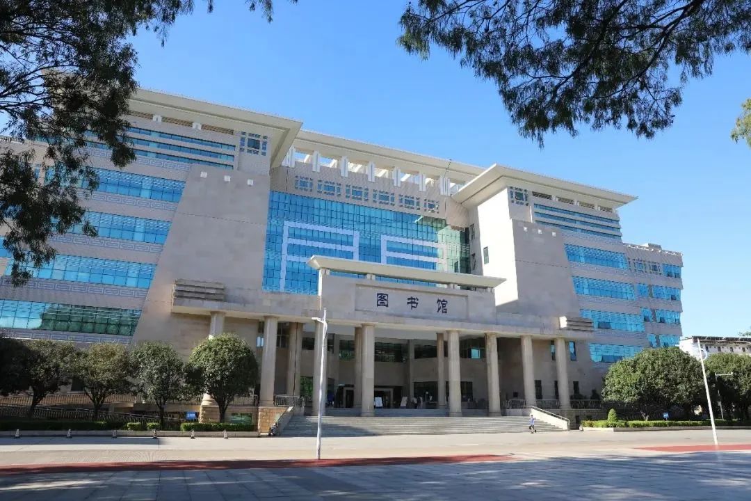 广西大学文学院（广西大学汉语国际教育硕士）