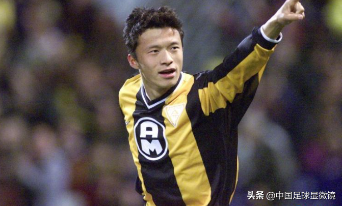 租借期谢晖出场11场贡献4球1助攻的战绩,让亚琛花费了100万马克(折合