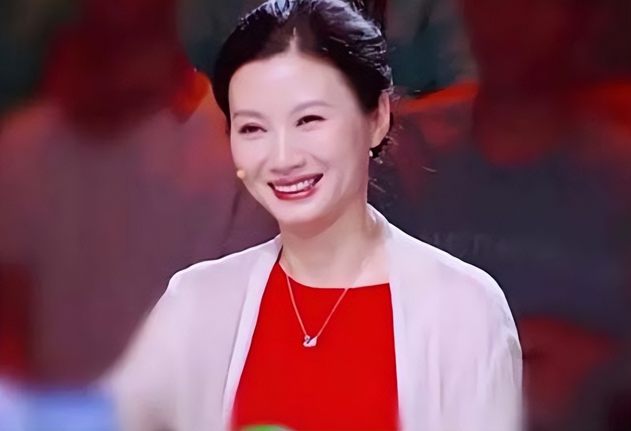 2007年，才女杨雨披露李清照的真面目：愿意追随李清照