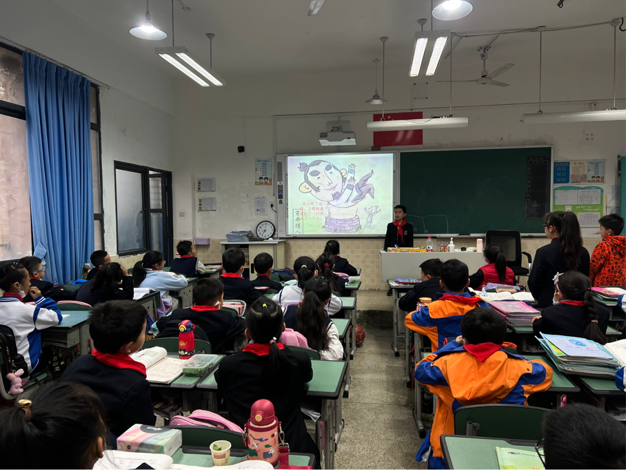书香润泽生命 阅读成就未来｜继续走进双流区棠湖小学书香班级