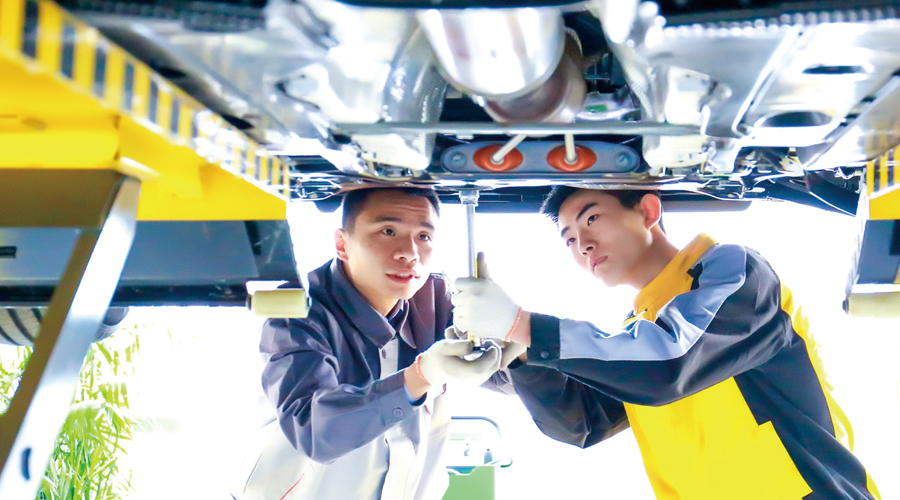 职高/中专/技工学校毕业生的出路在哪里？