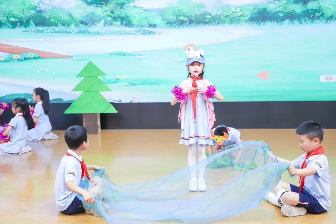 花田花绽，阅读悦心｜双流区黄甲小学举行读书节之阅读表演赛