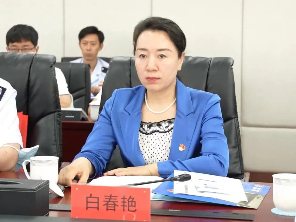 “春雨润苗”助成长 税联企共建促交流——自治区税务局、工商联共邀商会、协会代表走进呼和浩特市税务局
