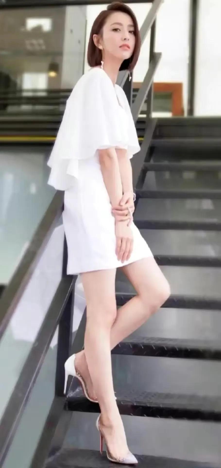 佟丽娅短发造型真漂亮