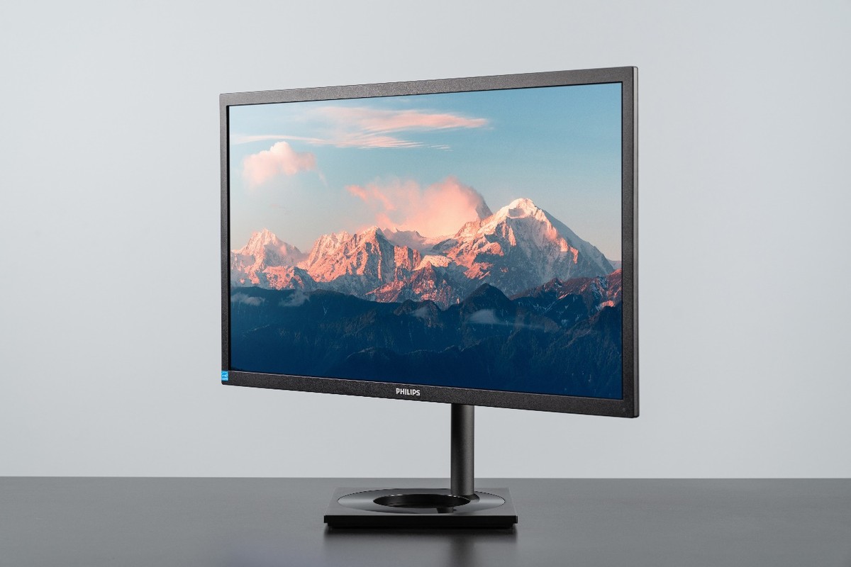 接口丰富凭借oled面板的优势,该显示器的静态对比度可以达到1000000:1