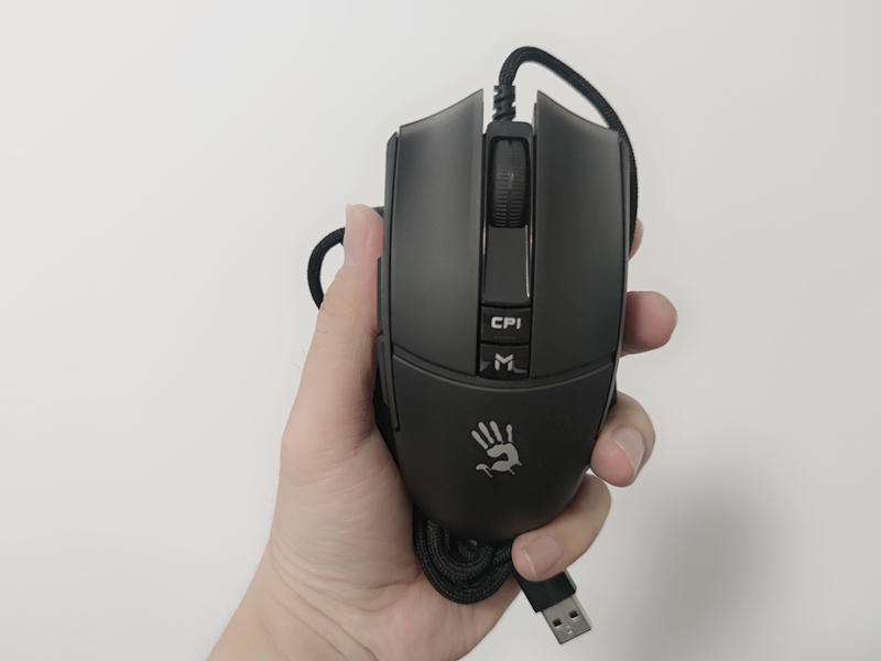 游戏打字最佳“辅助”，血手幽灵RGB轻量化鼠标体验