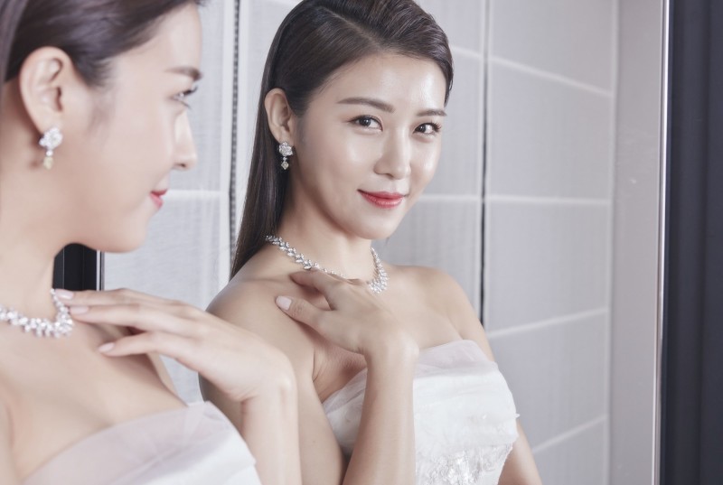 44岁的河智苑一生只谈过两段感情但都不疾而终至今都是单身