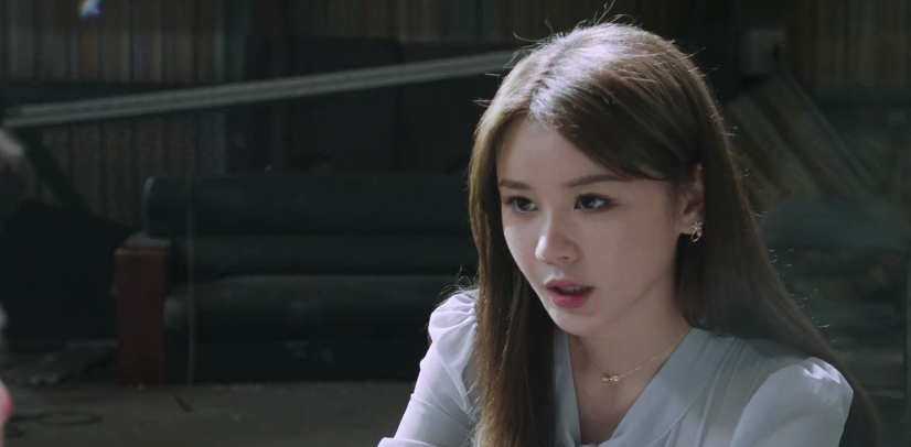 6年过去,拿了王晶9部电影的资源,但邱意浓只学会了"秀身材"?