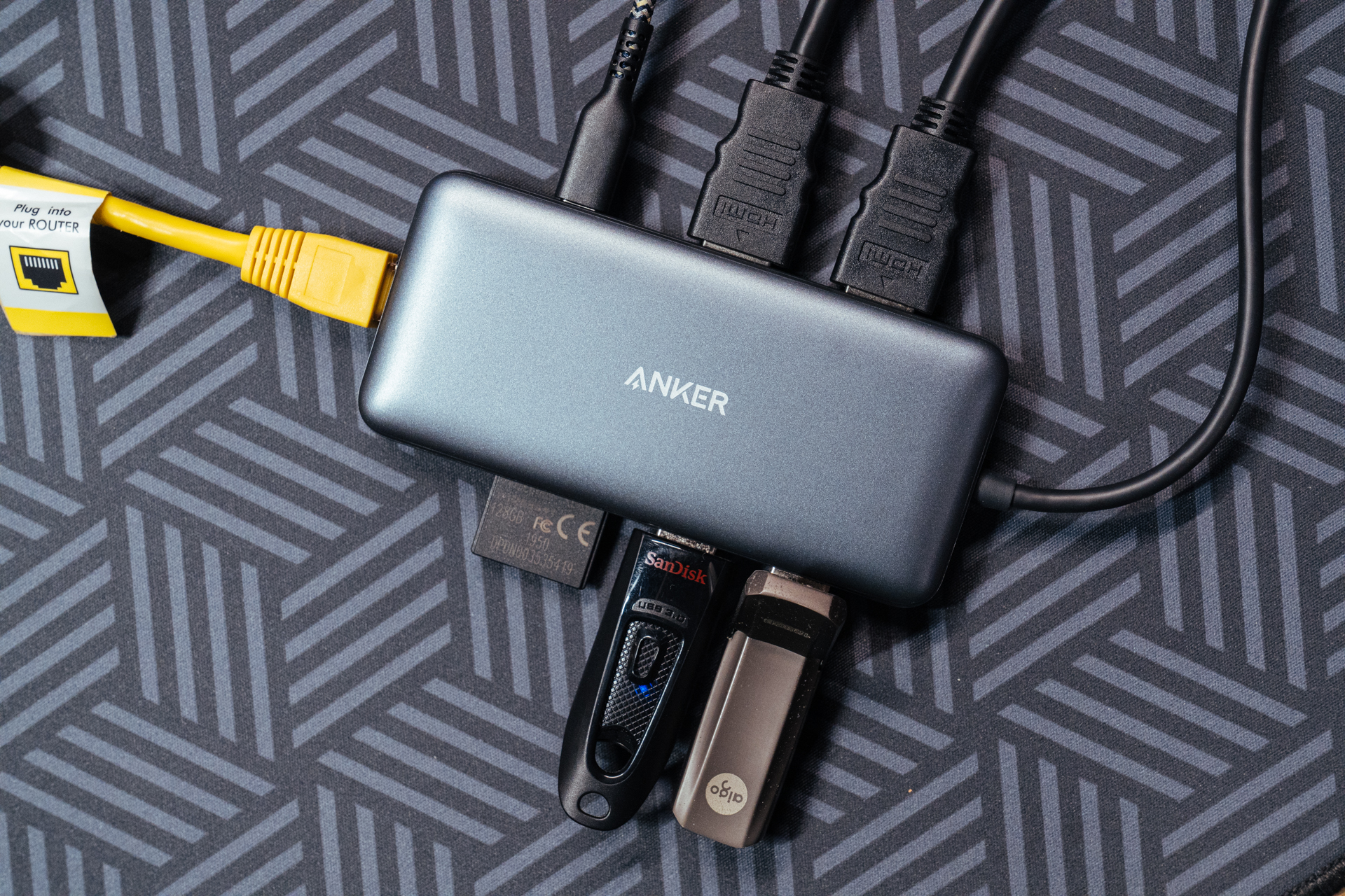 简洁条理，如何布置自己的办公桌面：轻办公好物分享