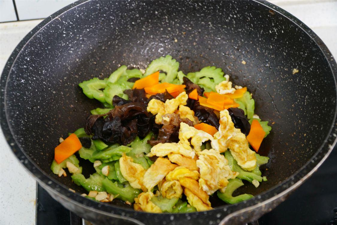 肝臟最愛的“4菜2果”，是養肝的寶藏食物，建議了解一下