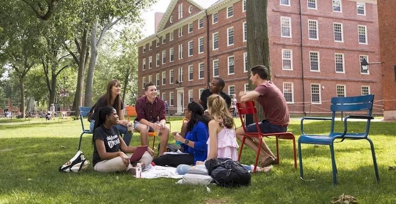 5名哈佛新生谈“我为什么被录取”
