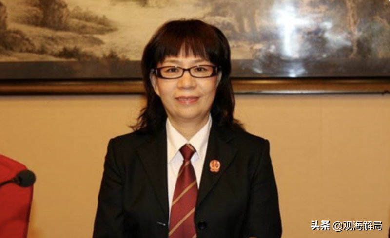 官方首次披露！面对镜头痛哭的“最美女法官”，曾借出610万收息331万