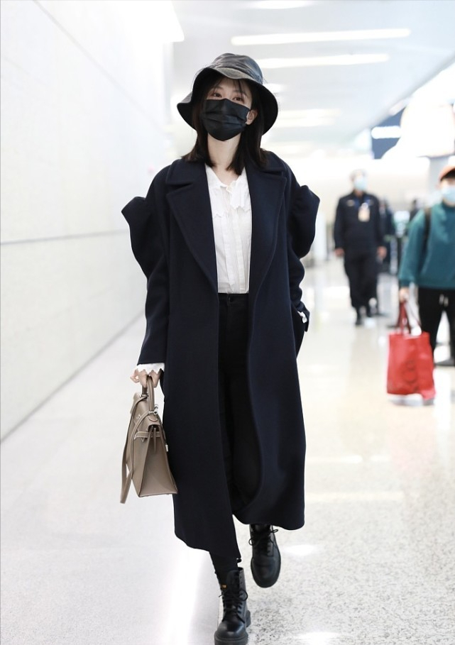 黑色服饰单品的魅力搭配