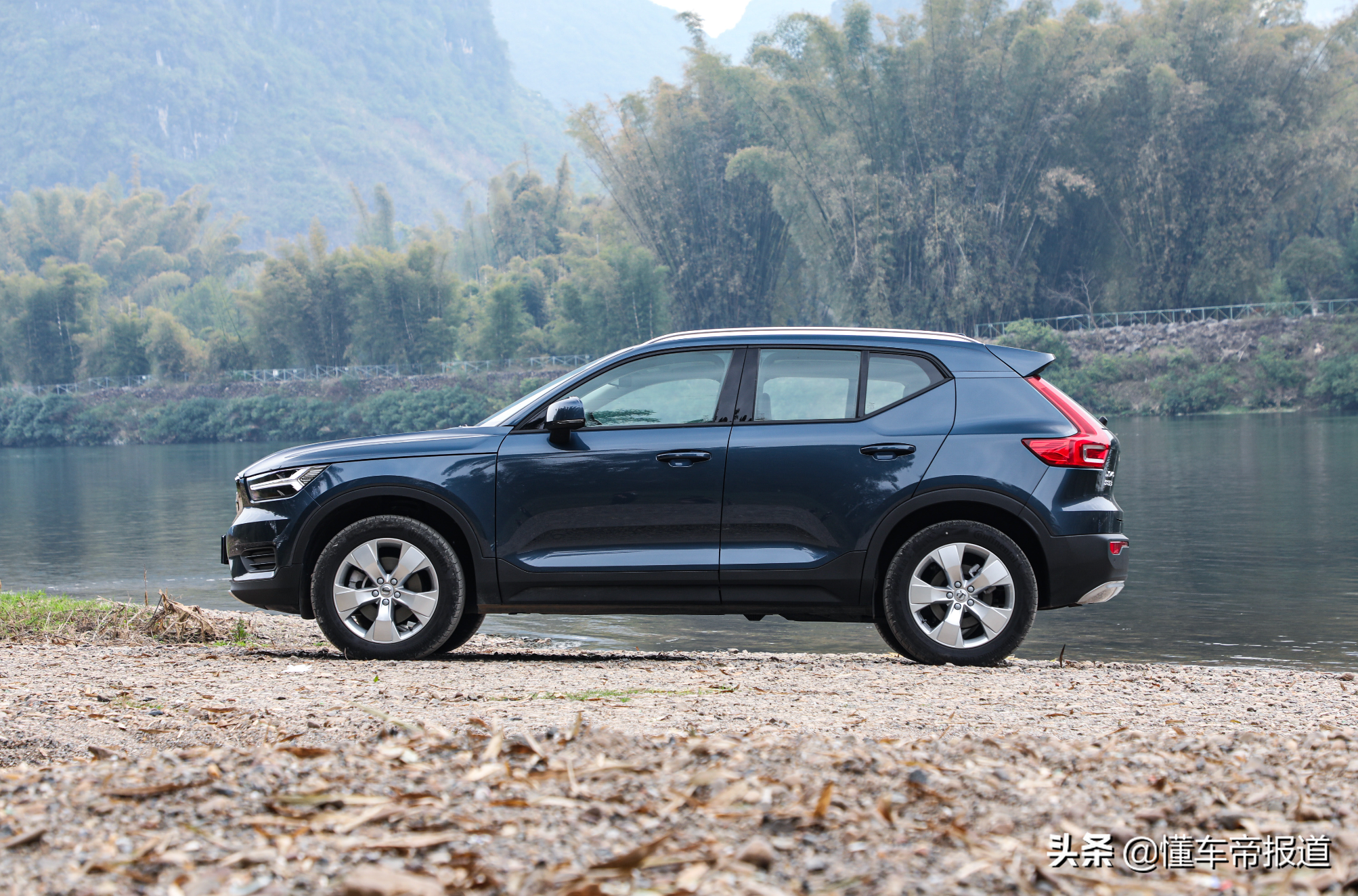 0t 四驱,沃尔沃xc40 t4四驱智行时尚版试驾