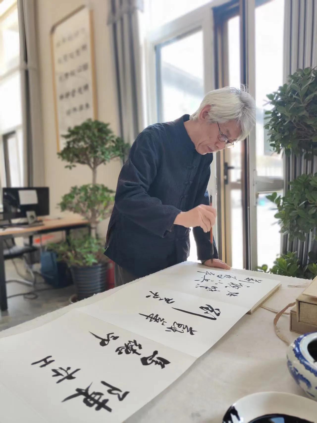 《虎啸新春》中国人民大学艺术学院苏班同学暨中国艺术研究院篆刻院同学书画联展在北京城市副中心开幕
