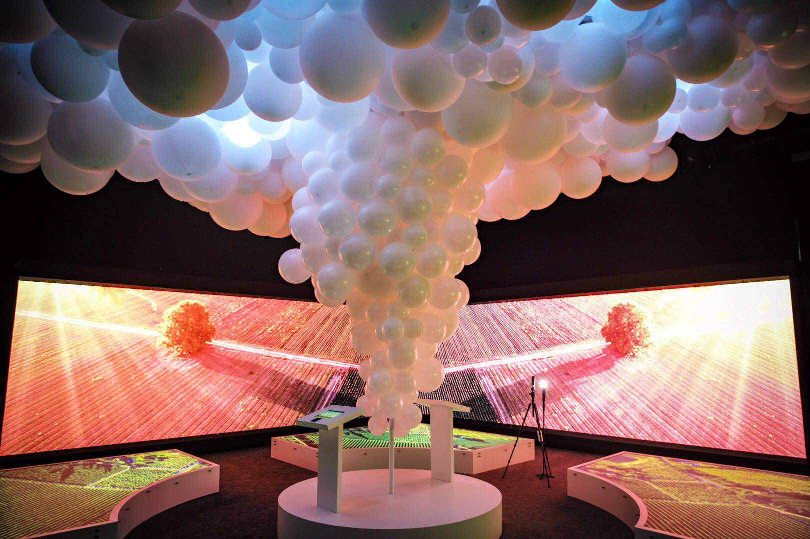 精彩不容错过：VR品酒、喝不醉的鸡尾酒、沉浸式品酒