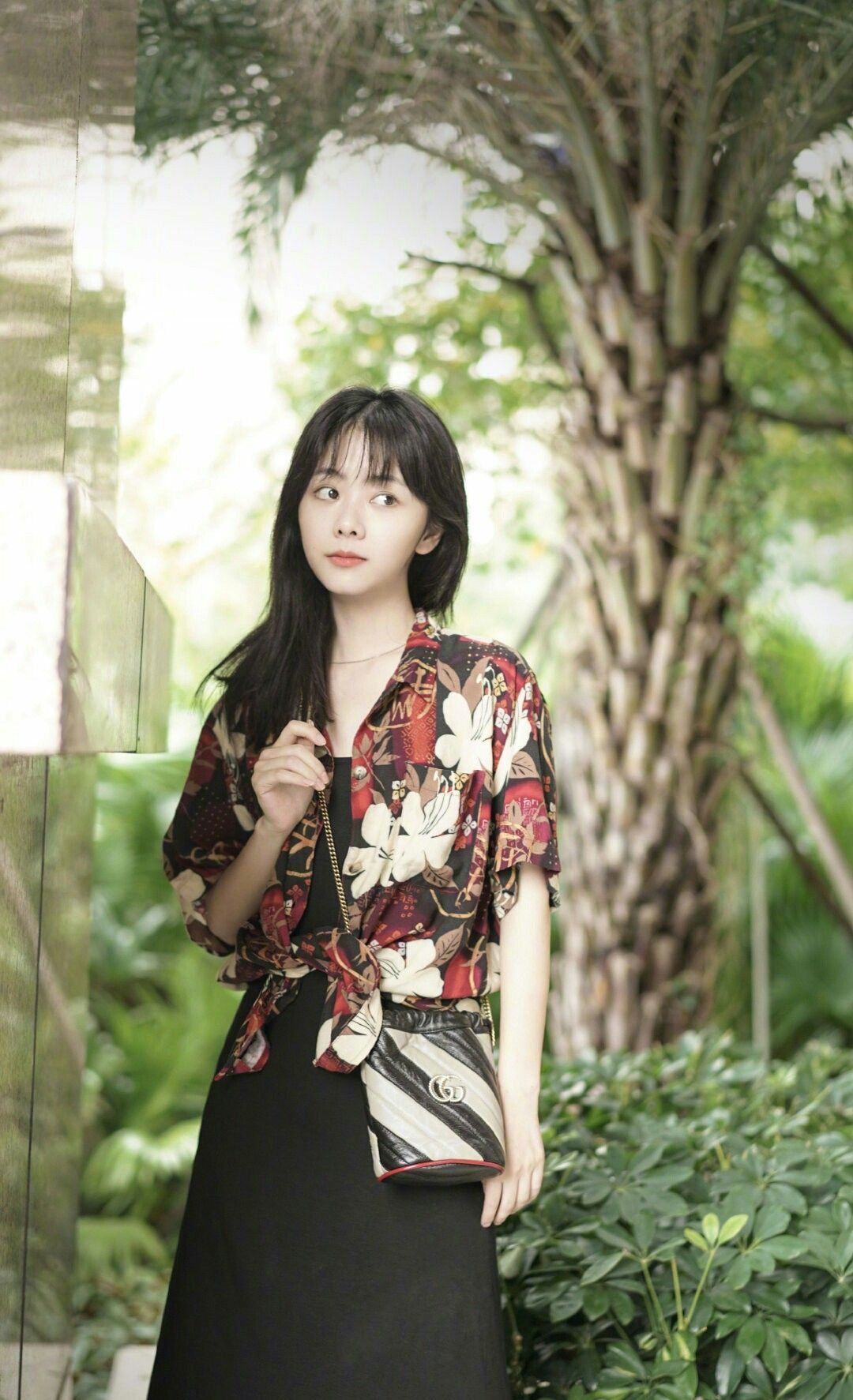 “氧气少女”谭松韵，清纯甜美温柔可人