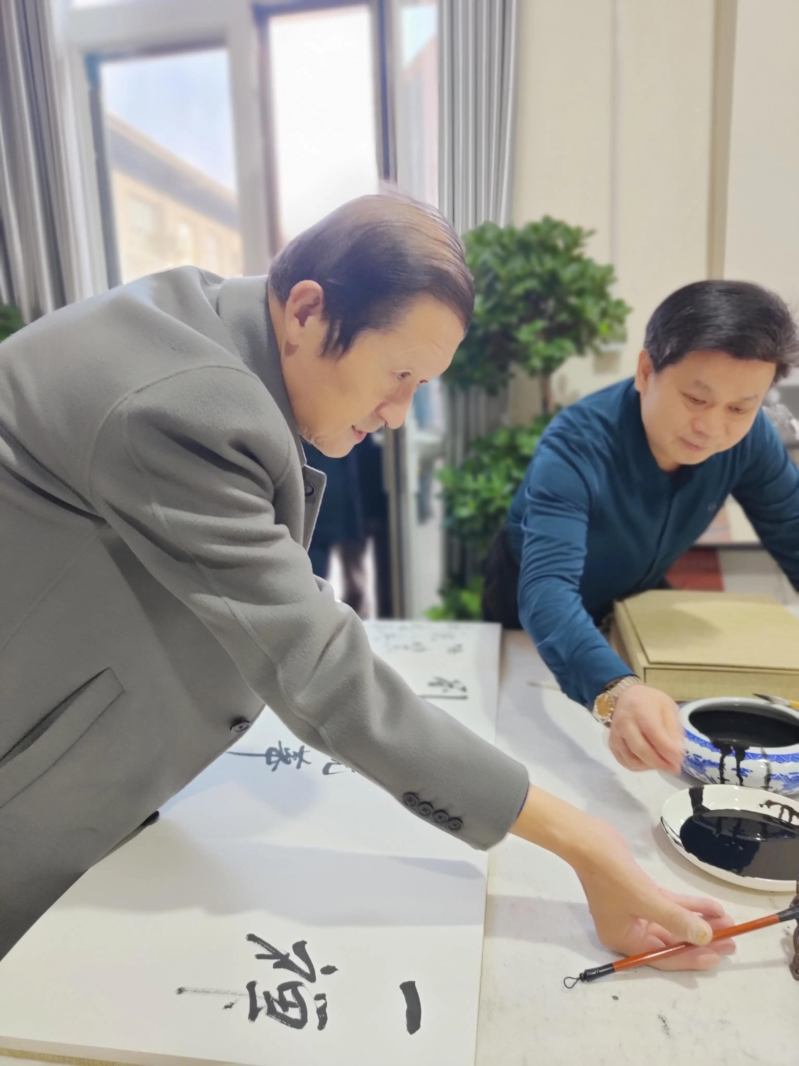 《虎啸新春》中国人民大学艺术学院苏班同学暨中国艺术研究院篆刻院同学书画联展在北京城市副中心开幕