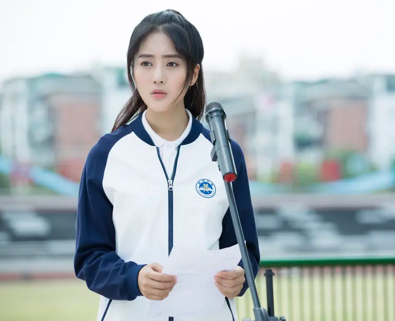 4年前在《知否》里演丫鬟，后连上3部女主戏，王梓薇何时翻红？