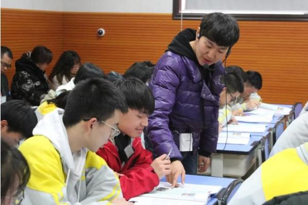 教师入职拟定新规，学历门槛或有限制，部分师范生可能无校可去