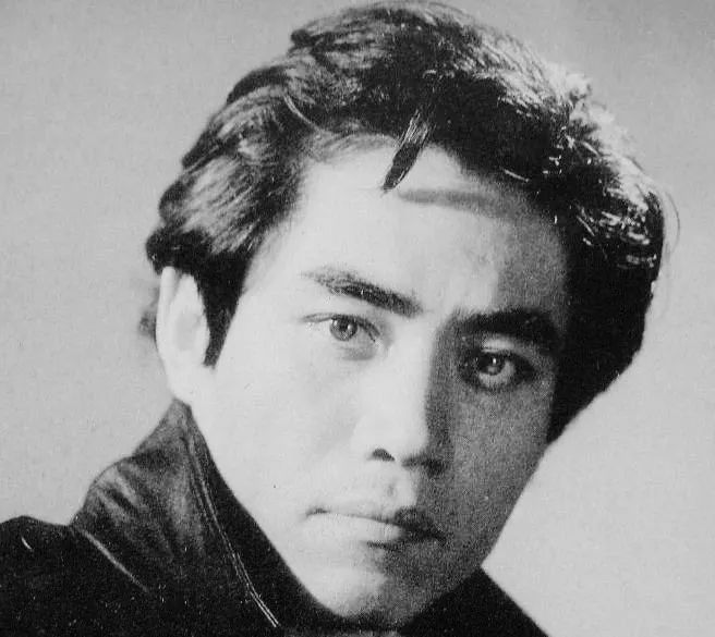情史干净的6位男星，个个是“妻管严”恩爱多年，牵手就是一辈子