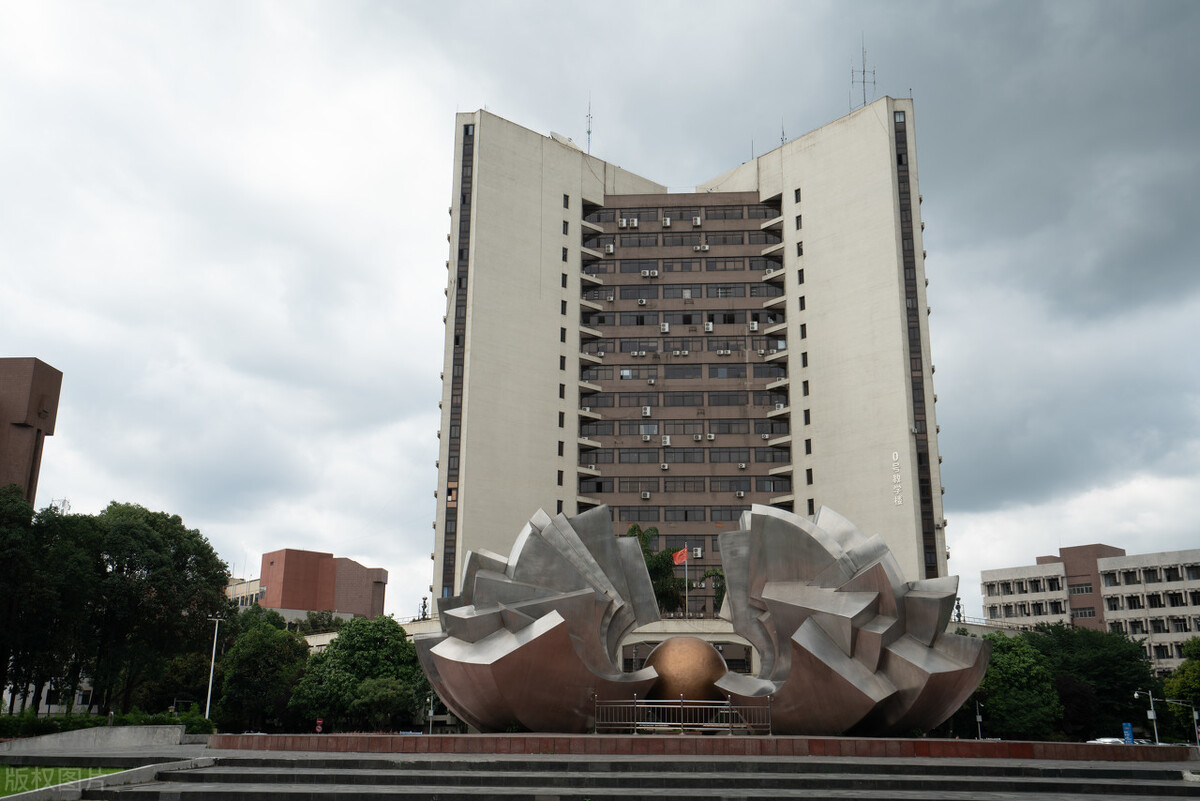 西南交通大学：2021年在渝录取426人，三个热门专业最低分超630分