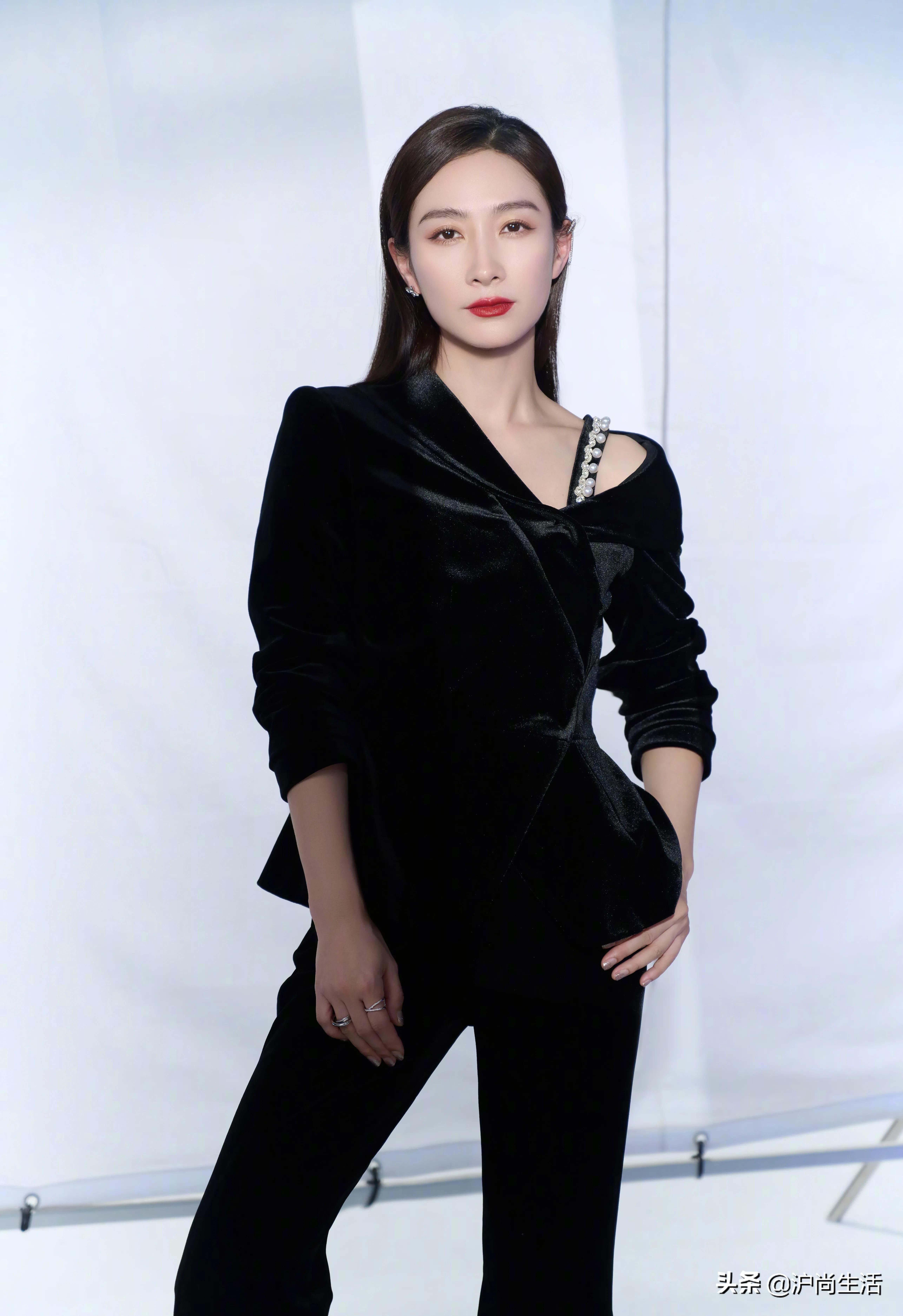 陶昕然：气质优雅，成熟迷人，漂亮大方