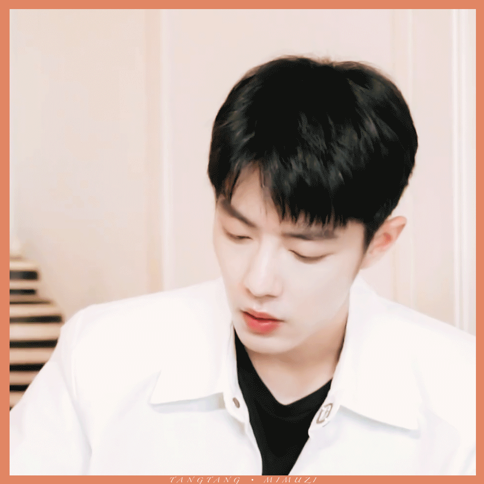 桃桃的一组生图,肖战的眼睛真好看,灵气逼人鲜花与少年绝配