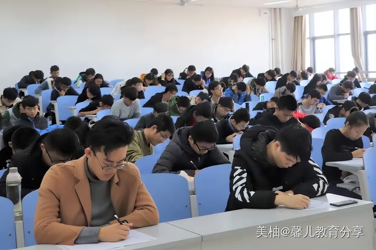 “最好在大学阶段找对象”，男生家长给的忠告，别不当回事