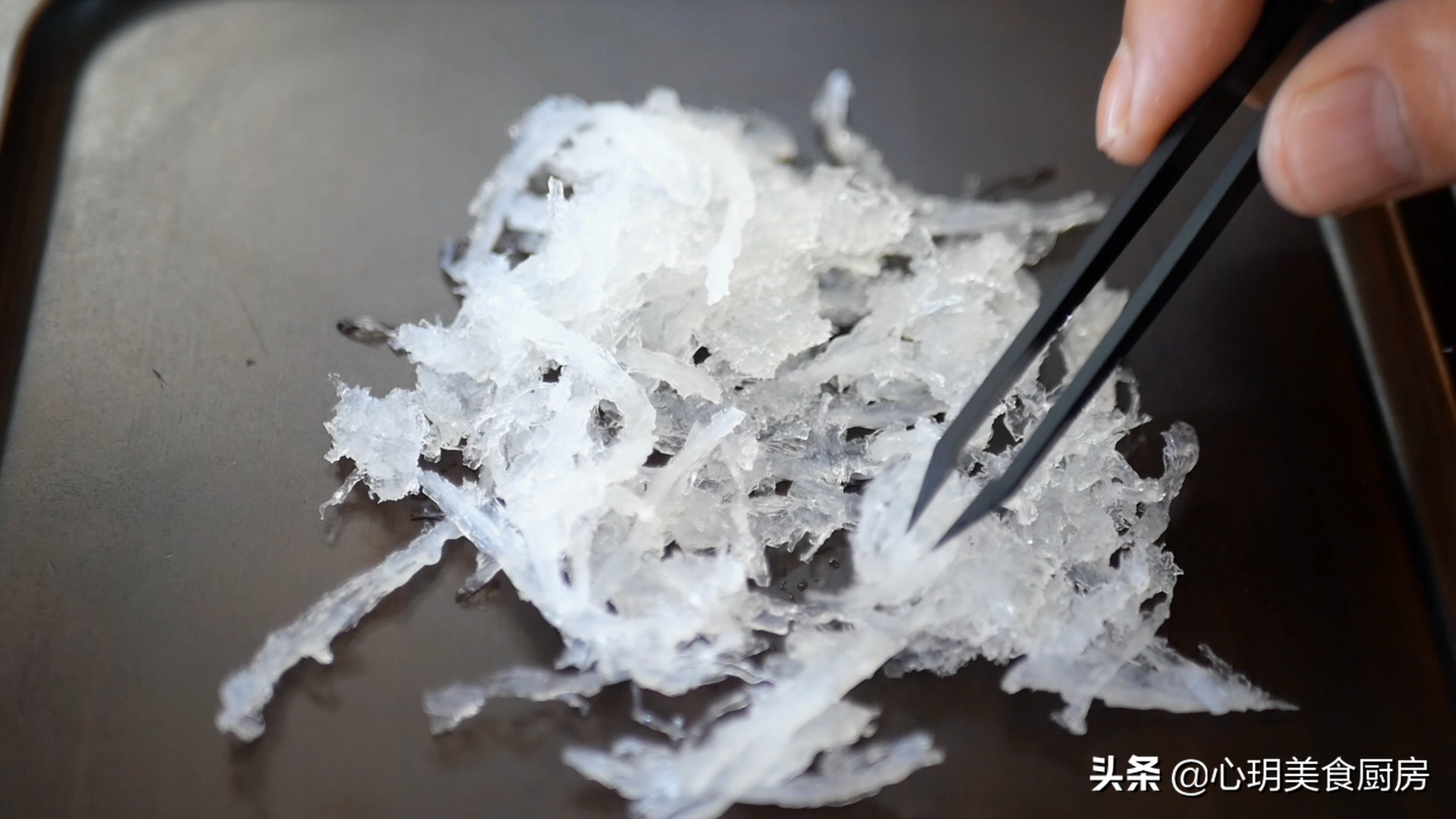 燕窝泡发多长时间（4个燕窝泡发的技巧及注意事项）