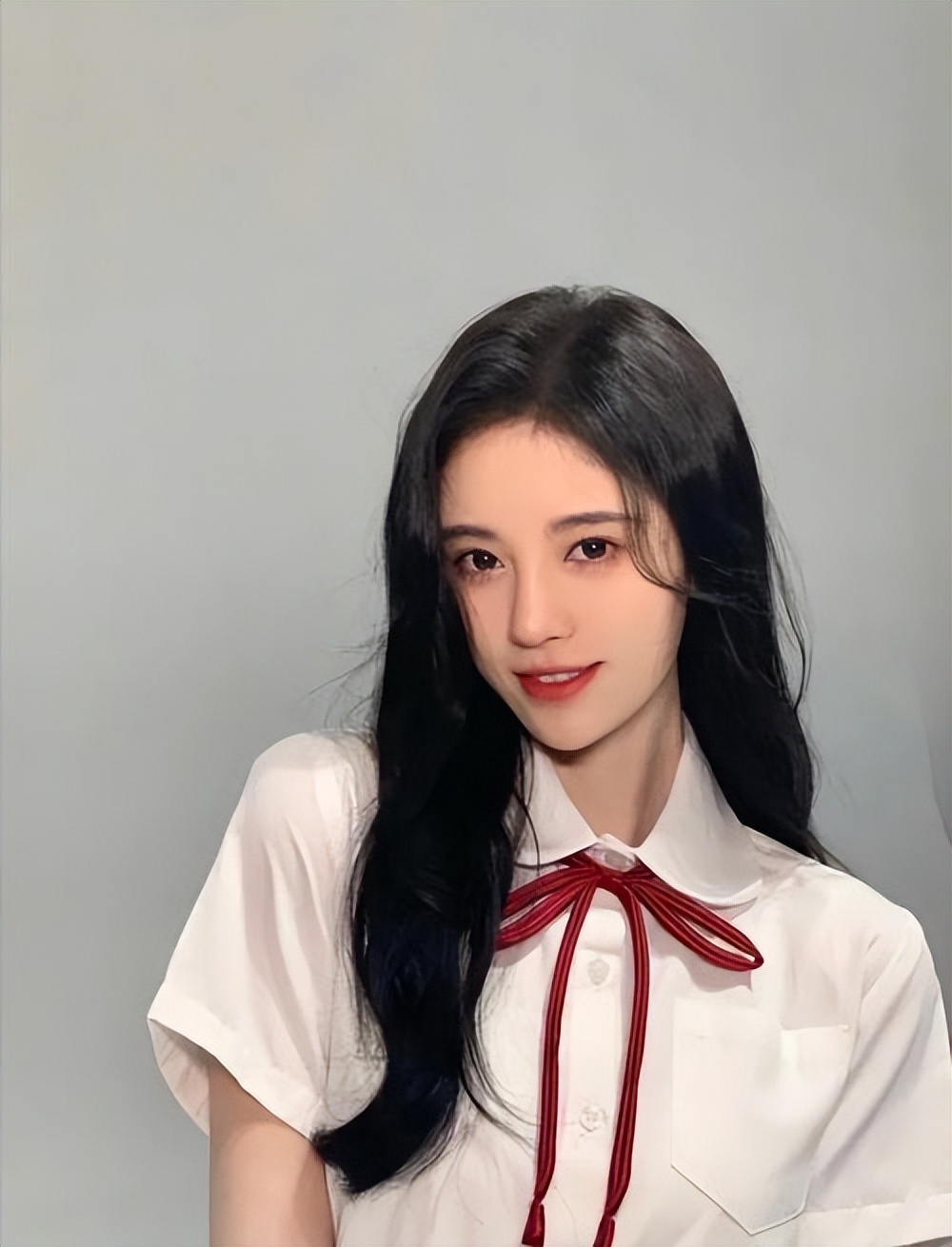 网友“越黑越红”的6位女星，个个因祸得福，你说气人不气人