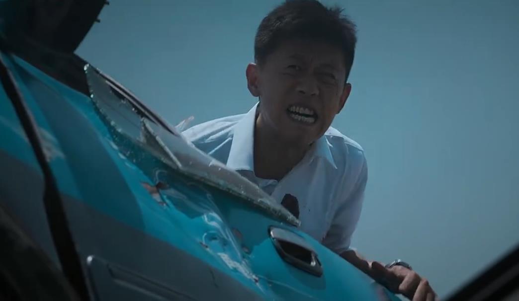 20集悬疑剧《庭外》首播质量高，10分钟入戏，连看2集不过瘾