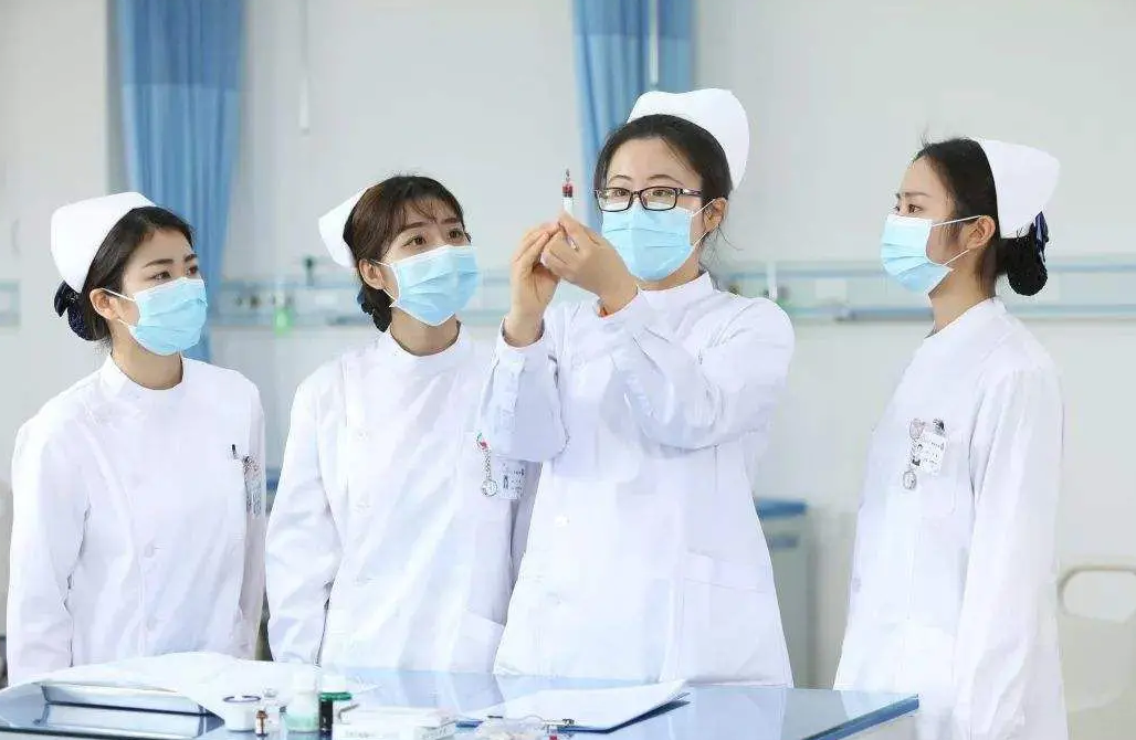 学生数学成绩若不好，就尽量避开这4个专业，否则就业或成难题