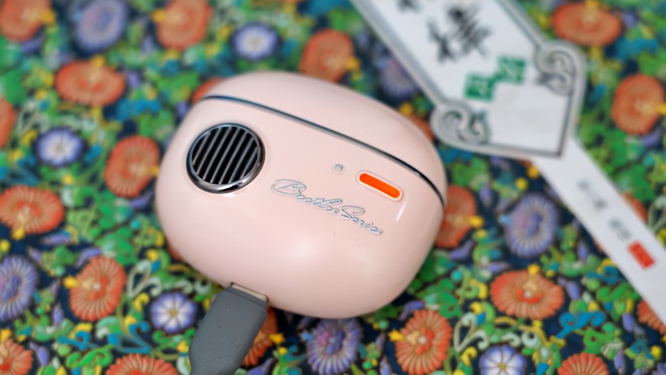 或许是三百价位最好看的TWS主动降噪耳机：漫步者Retro Pro分享