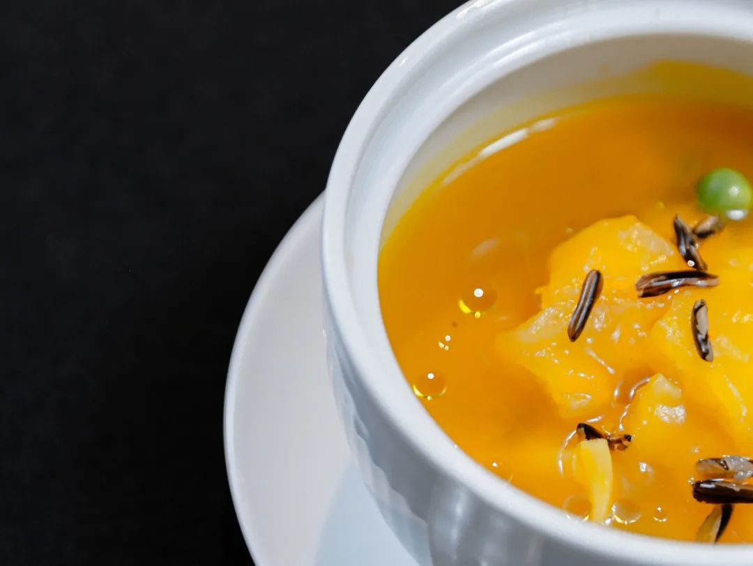 来自舌尖上的满足，只为击中你的味蕾