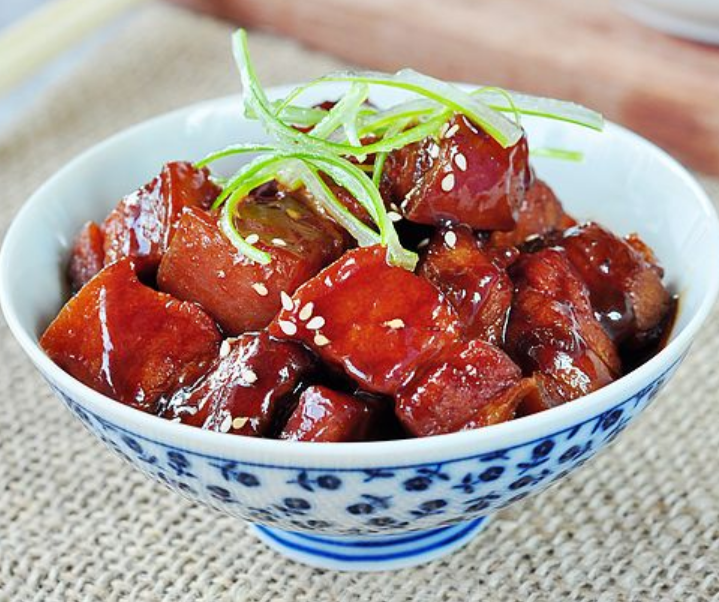 1976年，一名河南男子被冒名顶替上大学，37年后欲索赔115万