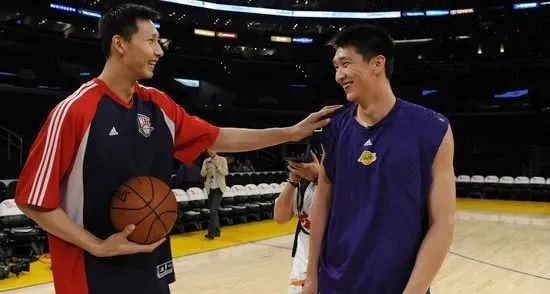 nba火箭周琦为什么不上(服了！周琦离开火箭的原因曝光)