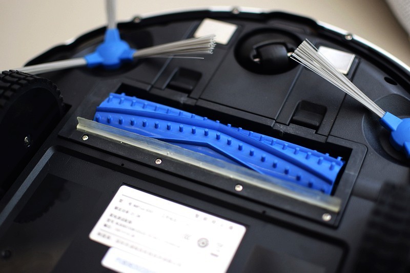 给宠物一个健康成长的家 浦瑞克N8Plus宠物净毛宝扫地机器人