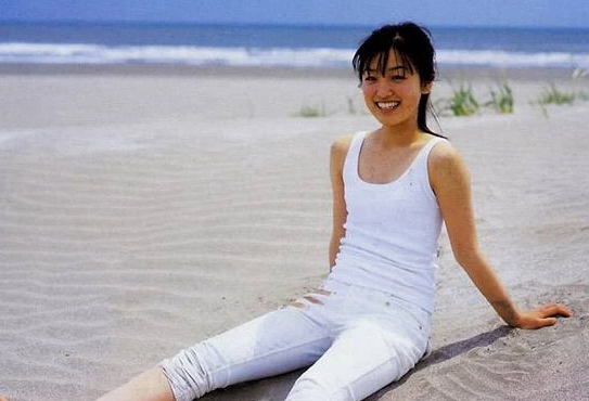 “一张嘴就露馅”的7位童星，缺点被放大，一个比一个亏