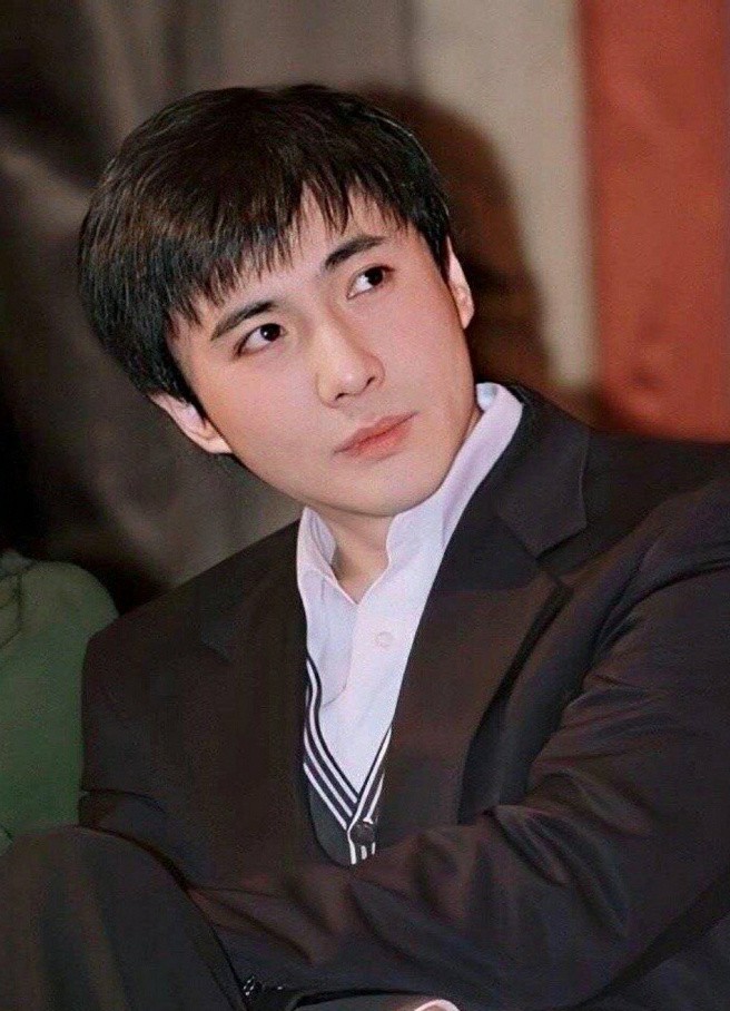 身高最有欺骗性的10位男星，看脸只有1米7，实际却有1米8