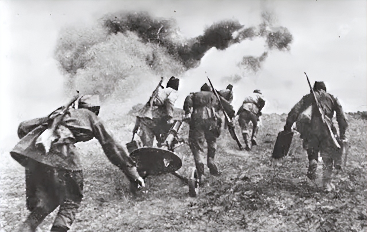 《亮剑》赵刚原型：清华大学高材生，建国后调往北京，成公安部长