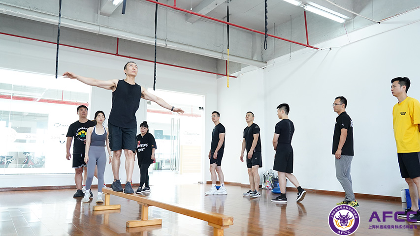 私人教练培训学校哪个好呢？