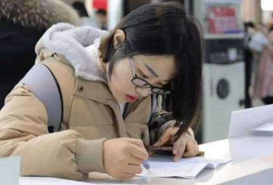 部分证书已被“取消认证”，大学生别再盲目报考，早知道有好处