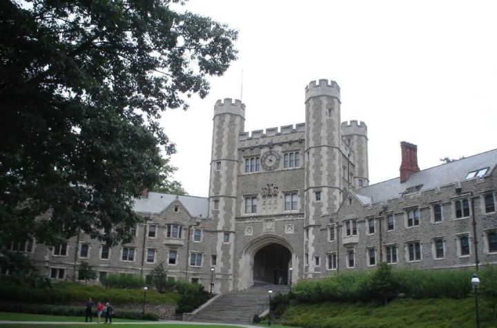 常青藤名校有哪些？