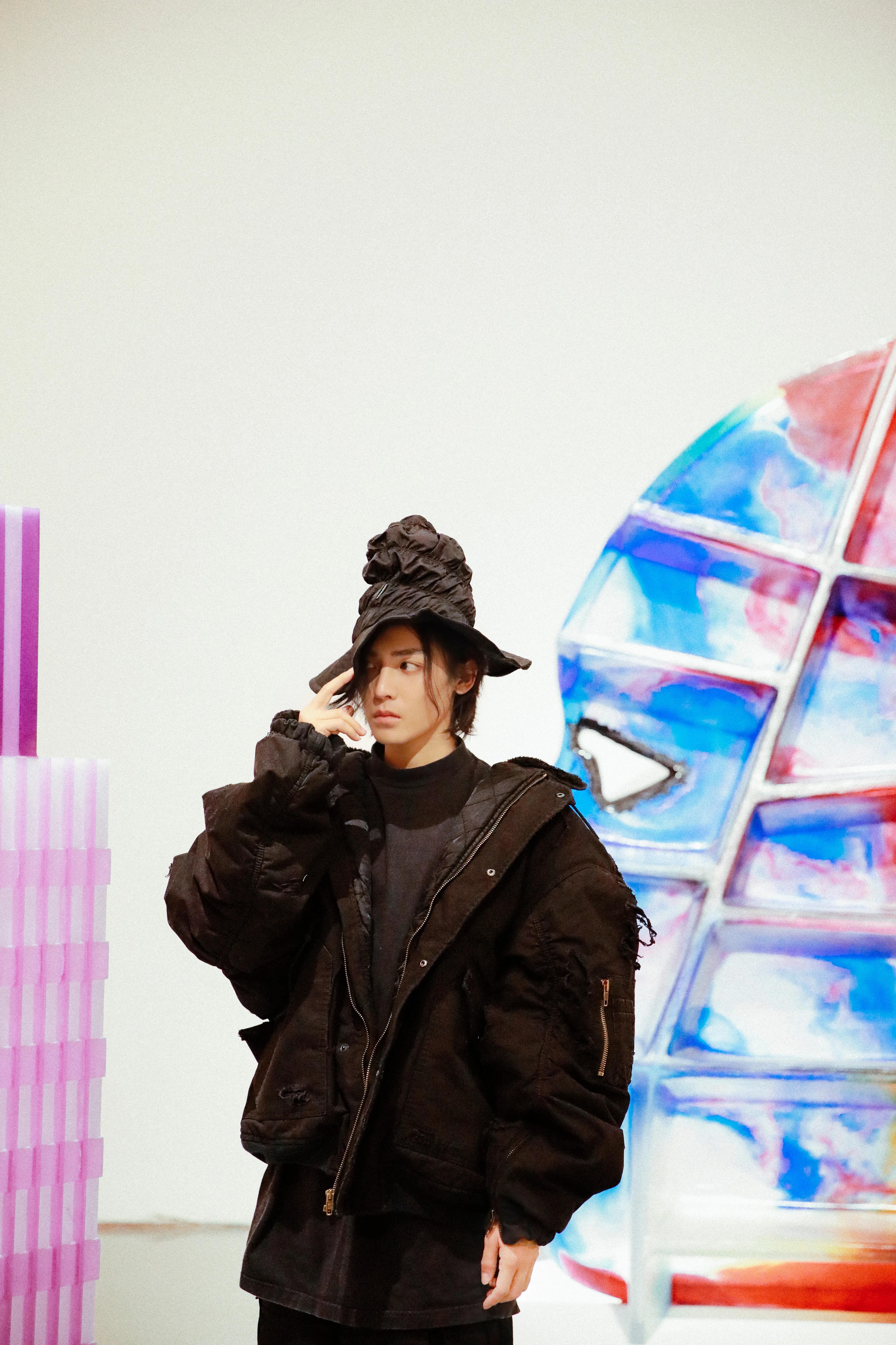 侯明昊尼龙艺术馆奇想大片，真好看，真的可可爱爱，帅帅气气